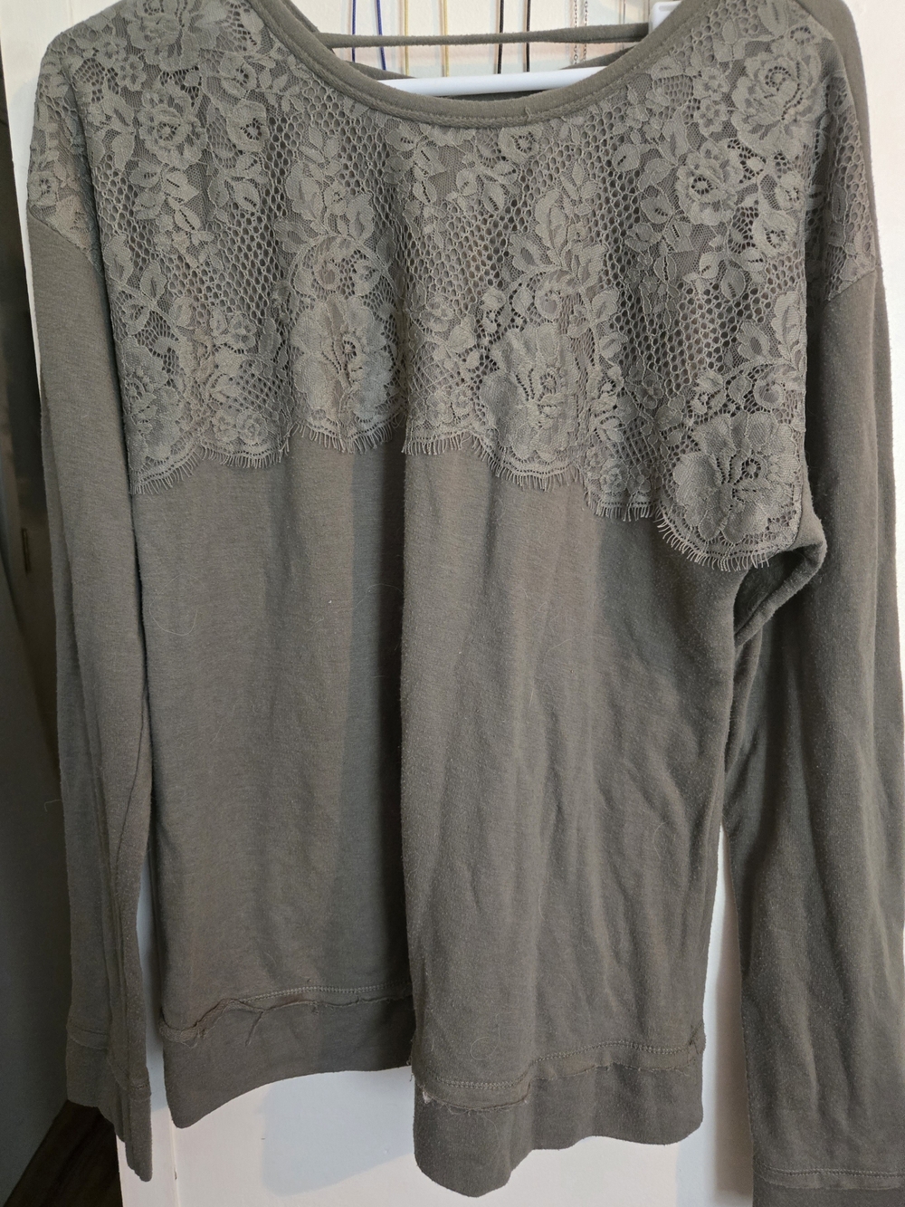 Xhilaration Lace Yoke Long Sleeve Top - Olive, Sz M